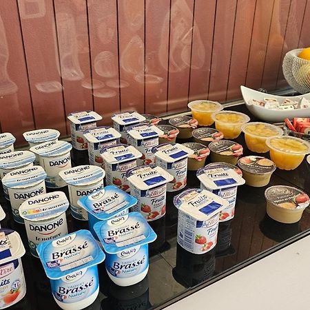 Brit Hotel Essentiel Pau レスカー エクステリア 写真